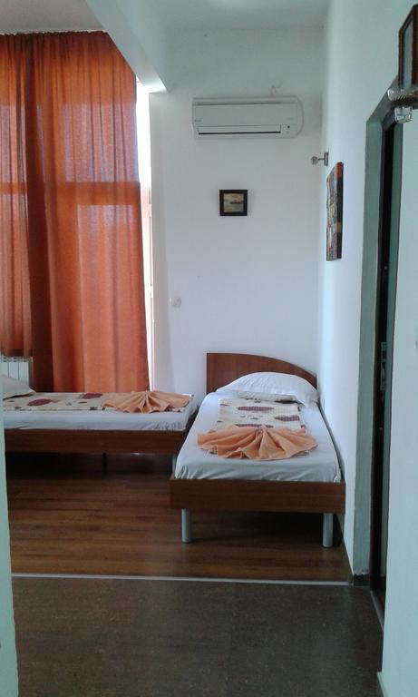 Zora Guest House Primorsko Cameră foto