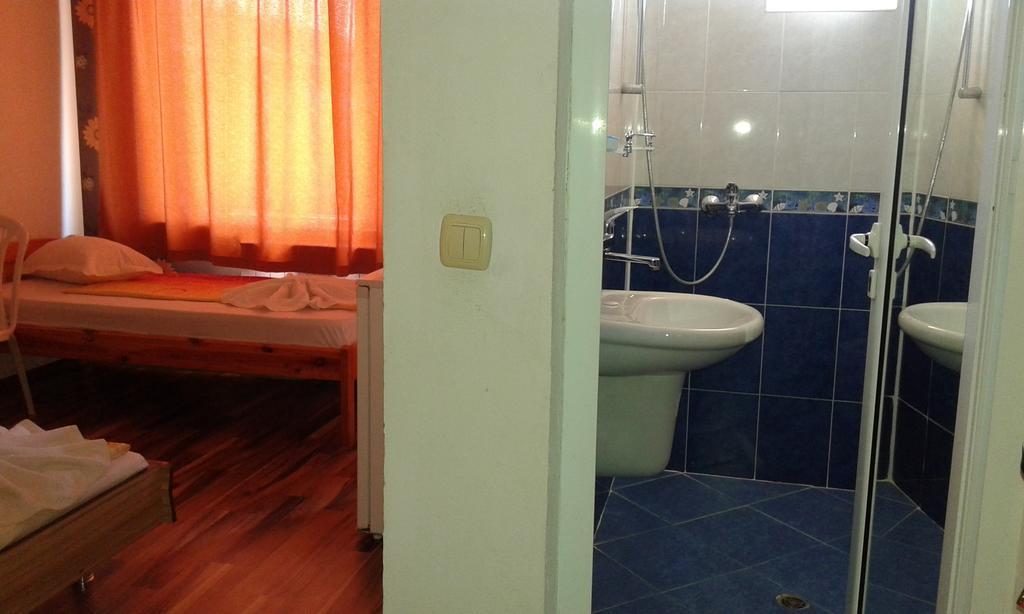 Zora Guest House Primorsko Cameră foto