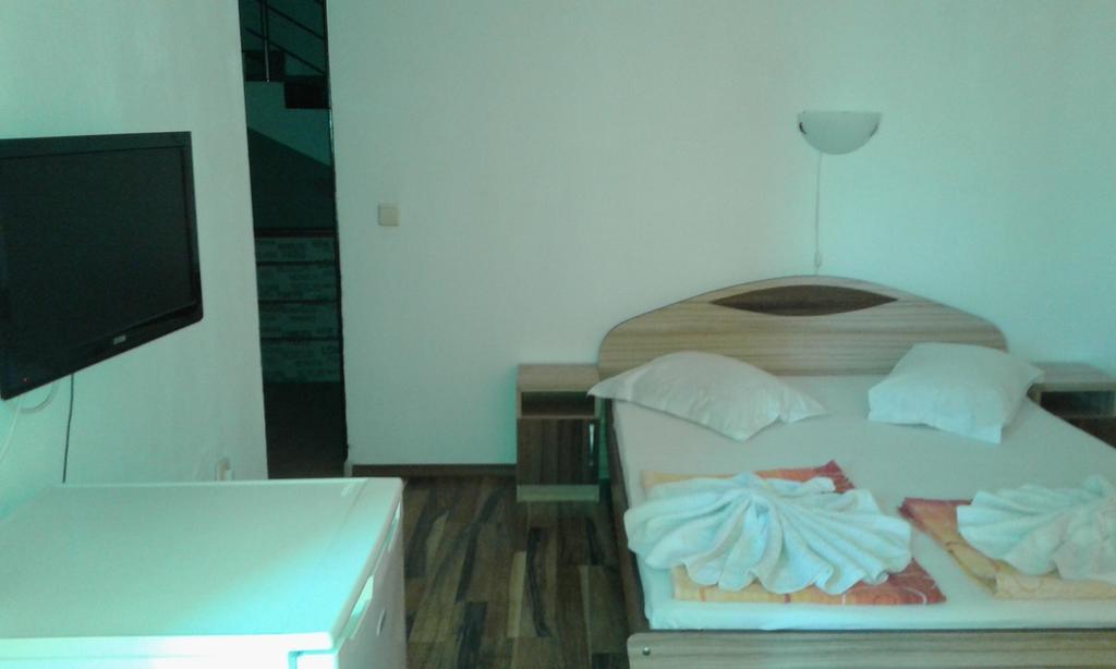 Zora Guest House Primorsko Cameră foto